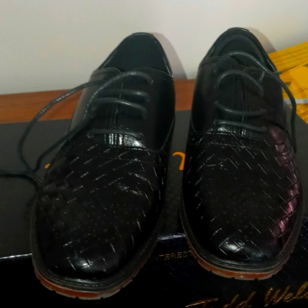 Boy dress shoes